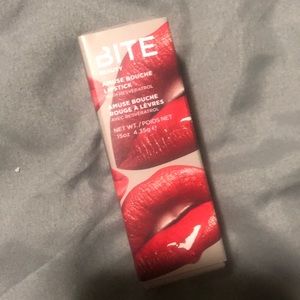 Bite Beauty lipstick Sangria